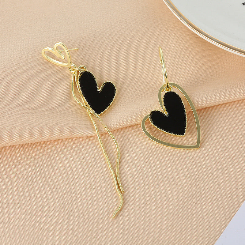 Black Gold Heart Un-Match Earring